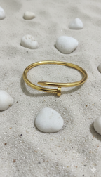 Aurum Nail Cuff