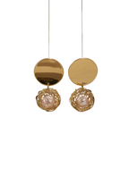 Bird Nest Pearl Drop Earrings - ORYX TREND EaringDrop earrings featuring a polished gold disc stud connected to a dangling wire-wrapped sphere (bird's nest style) encasing a single pearl.Default Title#