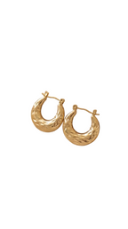 Carved Gold Chunky Hoop Earrings - Textured Huggies - ORYX TREND EaringElevate your earring stack with the ORYX trend Carved Gold Chunky Hoop Earrings. These small, substantial hoops feature a beautiful etched, starburst texture that catches the light and adds a vintage-inspired touch. Designed for comfortable, everyday wear, these huggies are the perfect size for adding a pop of golden glamour. A timeless and versatile addition to your ORYX trend collection of gold jewelry.Default Title#