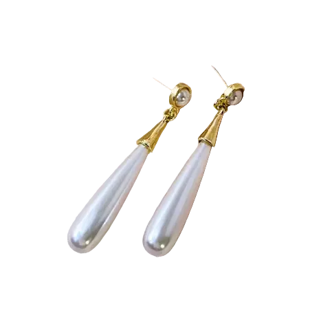 Elegant Tear Drop Pearl Dangle Earrings - ORYX TREND EaringLong, sophisticated drop earrings featuring a single, large, elongated tear drop faux pearl suspended from a small pearl stud.Default Title#