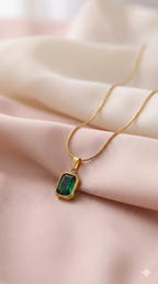 Emerald Green Pendant Necklace