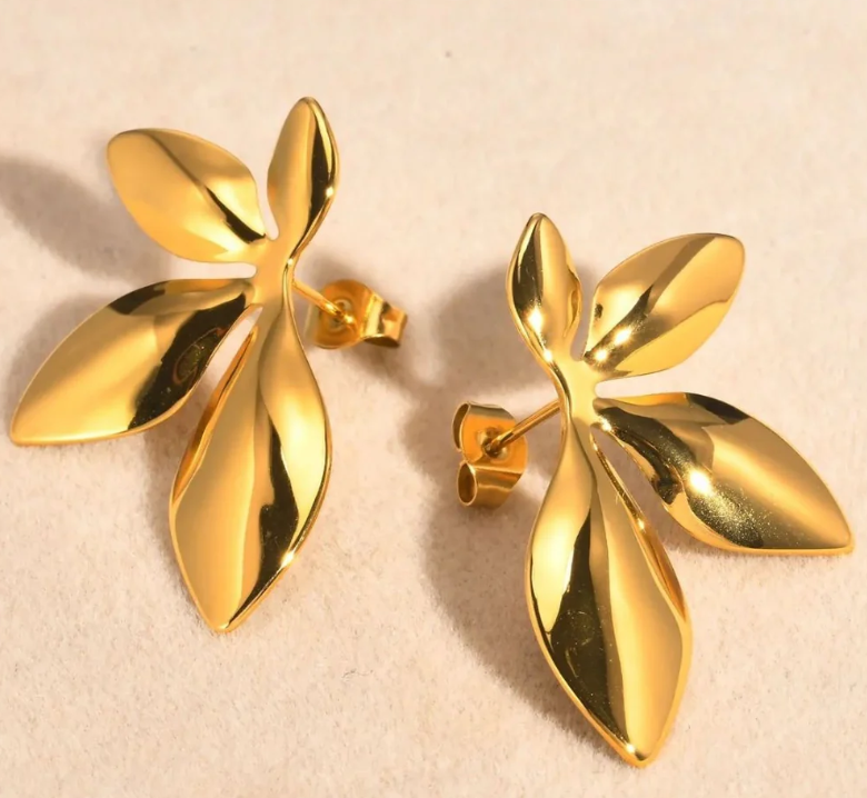 Glossy Leaf Earrings - ORYX TREND EaringElegant Gold-Plated Leaf Earrings: Dainty Leaf-Shaped Drop Earrings for WomenDefault Title#