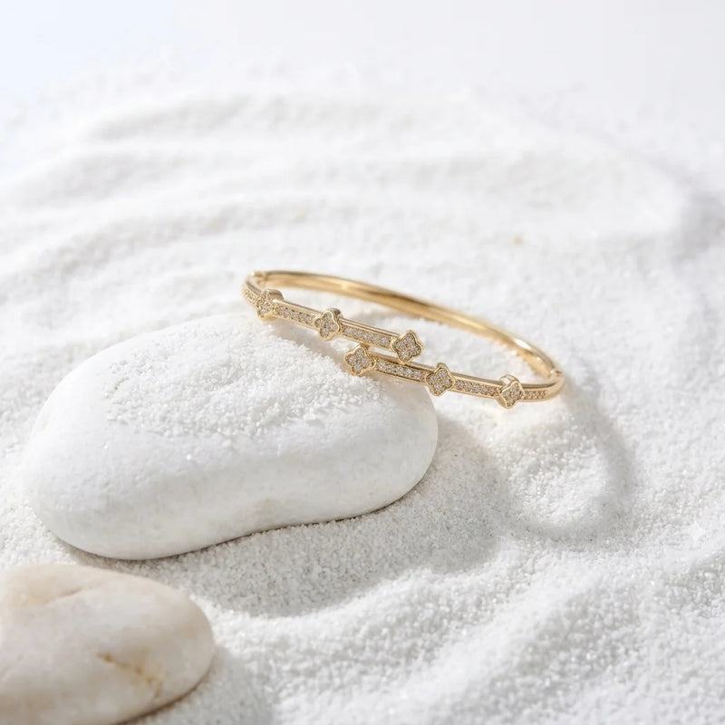 Gold Clover Bracelet for Women | Lucky Clover Charm Bracelet | Fashion Jewellery Gift