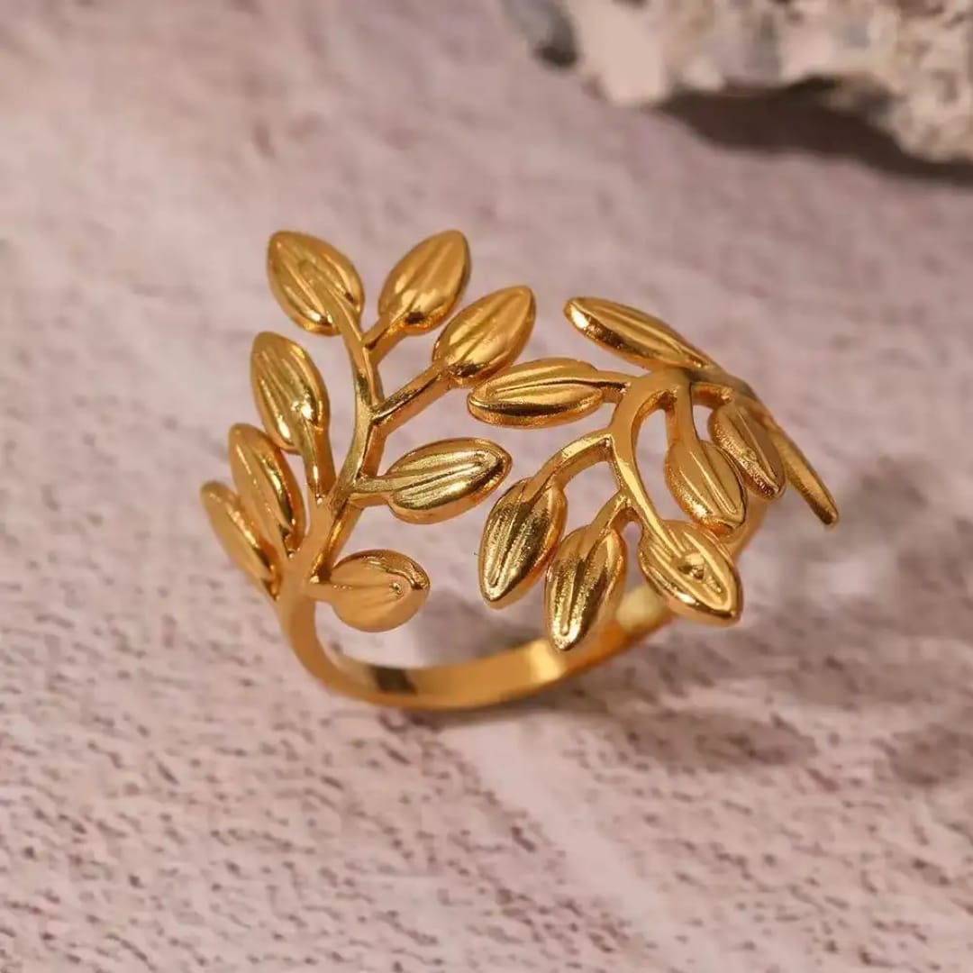 Gold Olive Leaf Wrap Ring - ORYX TREND RingDesign: Delicate gold ring crafted into two overlapping olive branches or laurel leaves.Default Title#