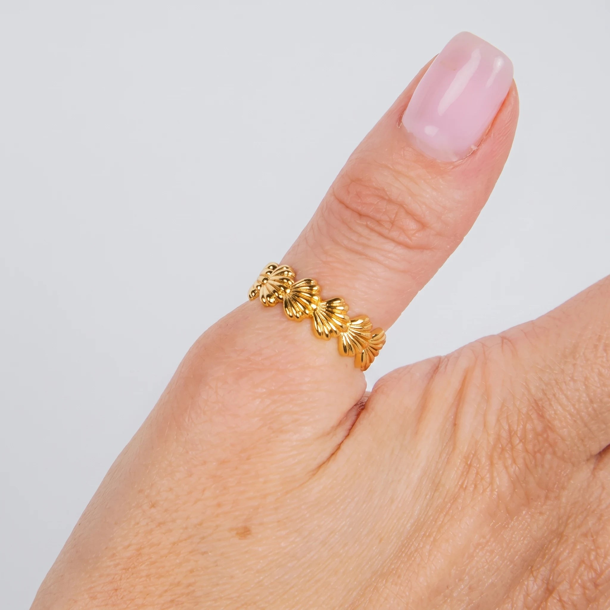 Gold Shell Ring | 18K Gold Plated Shell Ring for Women | Adjustable Beach Fashion Ring