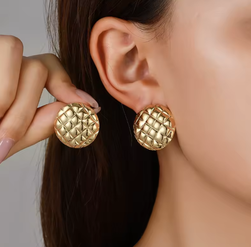 Gold-Toned Textured Round Stud Anti Tarnish Earring - ORYX TREND EaringGold-Toned Textured Round Stud Earrings – Anti-Tarnish, Minimal & Elegant .Default Title#