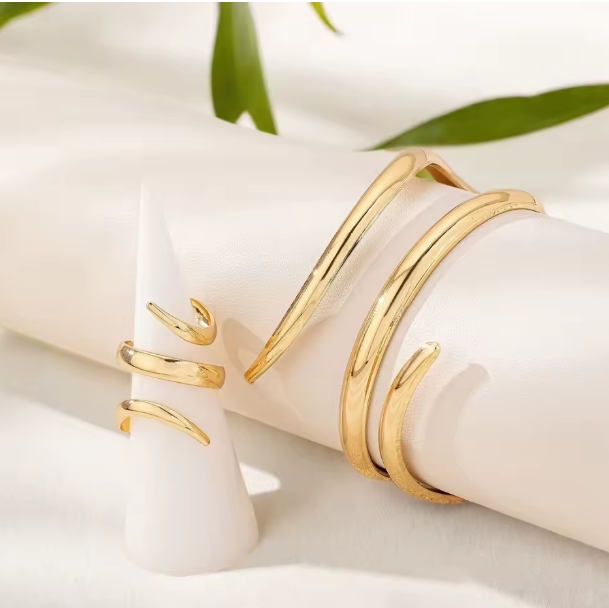 Gold Twist Bracelet & Ring Set | Snake Spiral Jewellery Set for Women