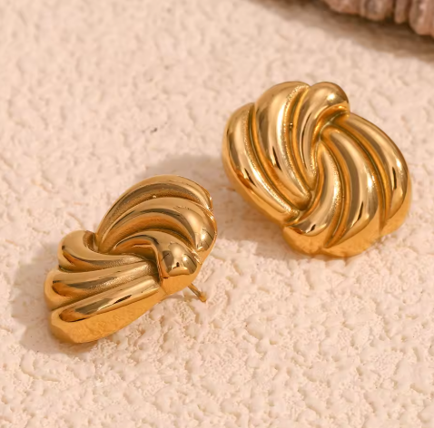 Intertwined Gold layered Stud Earrings - ORYX TREND EaringElegant Intertwined Gold Stud Earrings: Layered Tarnish-Resistant Dainty JewelryDefault Title#