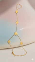 Lunaria Clover Hath Phool