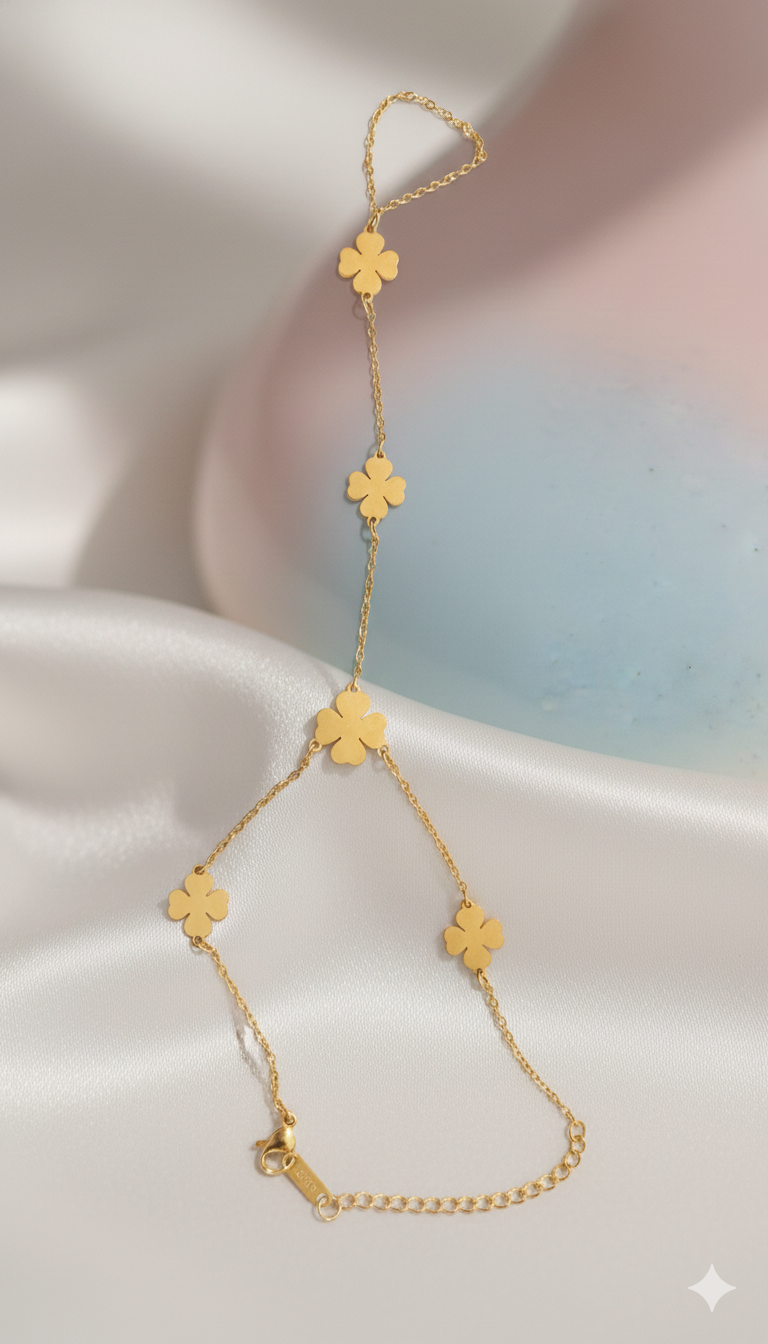 Lunaria Clover Hath Phool