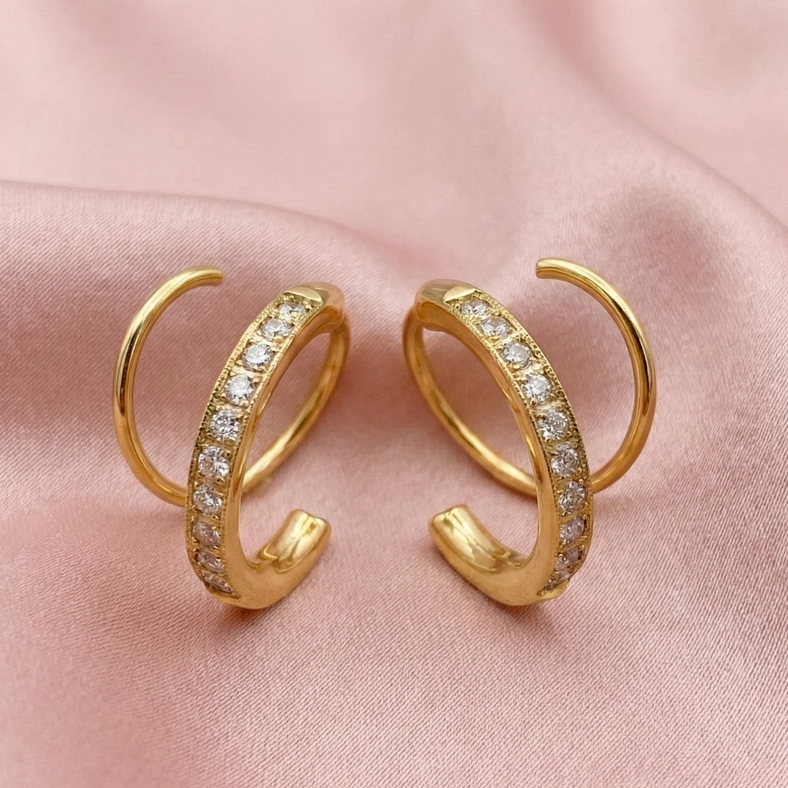 Minimal Gold Hoop Earrings | Small Gold Hoops for Women | Everyday Fashion Earrings