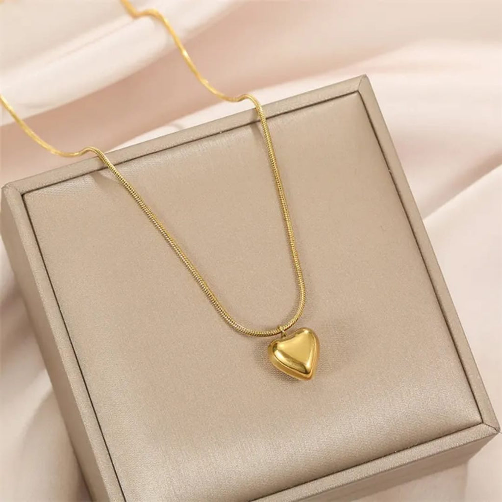 Minimalist Puffy Heart Necklace - ORYX TREND NecklaceDesign: Chic, polished gold puffy heart pendant on a sleek snake chain.Default Title#