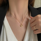 Minimalist Gold Interlocking Circles Necklace