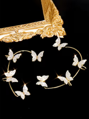 Sparkling Butterfly Ear Cuffs Set - ORYX TREND EaringDesign: Dazzling set of crystal-encrusted butterfly ear cuffs that wrap around the ear.Default Title#