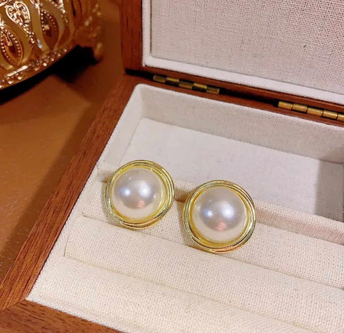 Pearl Stud Earrings for Women – Gold Pearl Earrings, Classic Round Pearl Jewelry