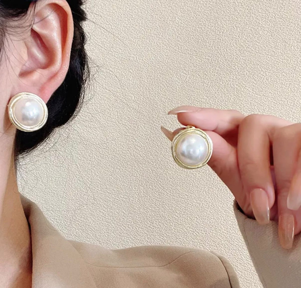 Pearl Stud Earrings for Women – Gold Pearl Earrings, Classic Round Pearl Jewelry