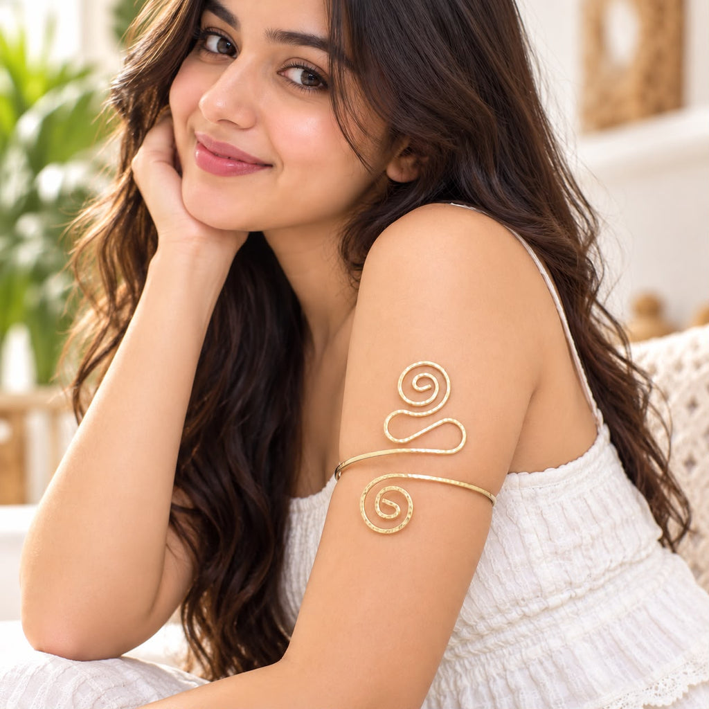 Gold Spiral Bajuband | Hammered Upper Arm Cuff Armlet for Women
